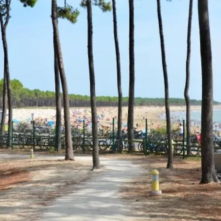 Mobilhome 741 Les Charmettes,3ch,2sdb,lave Linge,lave Vaisselle,clim,2wc Camping *