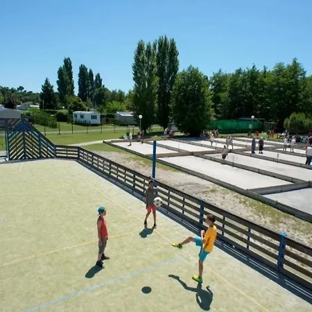 Mobilhome 741 Les Charmettes,3ch,2sdb,lave Linge,lave Vaisselle,clim,2wc Camping *