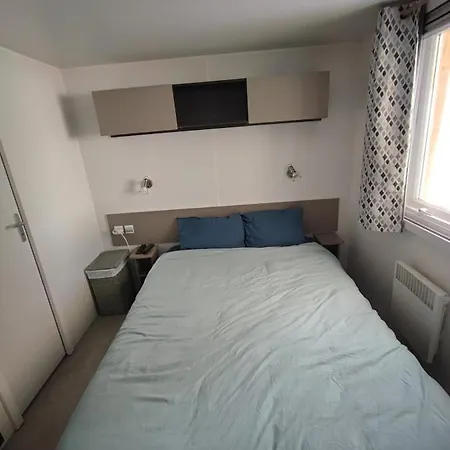 Mobilhome 741 Les Charmettes,3ch,2sdb,lave Linge,lave Vaisselle,clim,2wc キャンプ場 レ・マトゥ