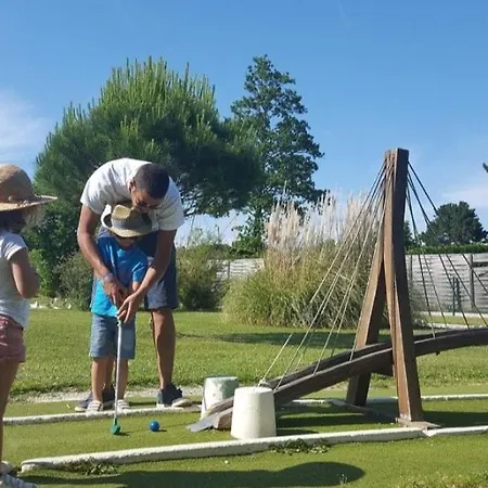 Mobilhome 741 Les Charmettes,3ch,2sdb,lave Linge,lave Vaisselle,clim,2wc * レ・マトゥ