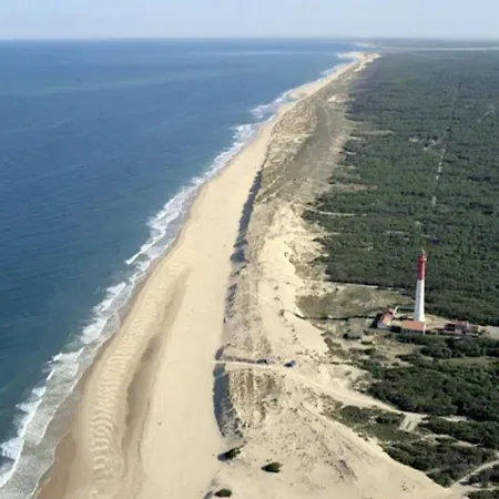 Mobilhome 741 Les Charmettes,3ch,2sdb,lave Linge,lave Vaisselle,clim,2wc 莱马特
