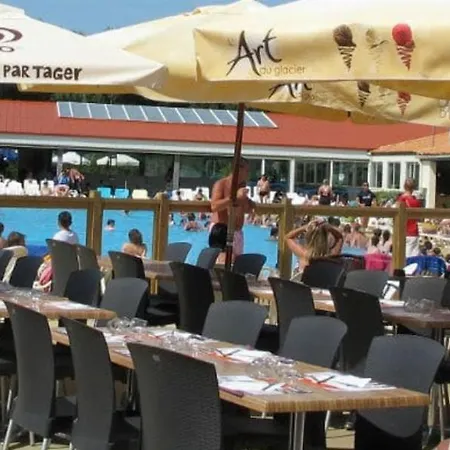 キャンプ場 Mobilhome 741 Les Charmettes,3ch,2sdb,lave Linge,lave Vaisselle,clim,2wc *