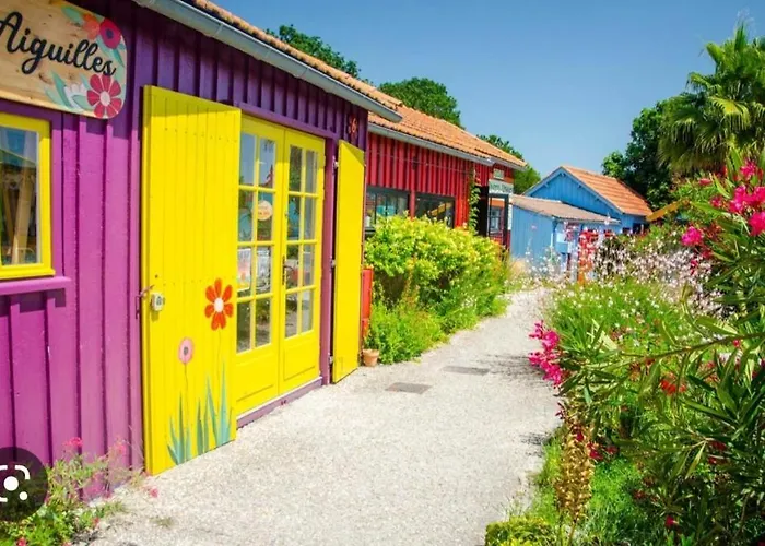 Mobilhome 741 Les Charmettes,3ch,2sdb,lave Linge,lave Vaisselle,clim,2wc Parque de Campismo Les Mathes