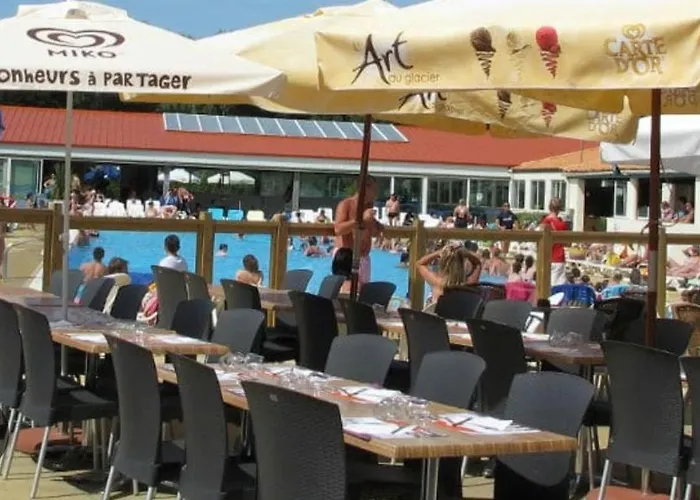 Parque de Campismo Mobilhome 741 Les Charmettes,3ch,2sdb,lave Linge,lave Vaisselle,clim,2wc *